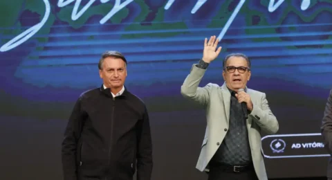 Imagem do post Em áudio a Bolsonaro, Malafaia ataca Eduardo por causa de tarifaço