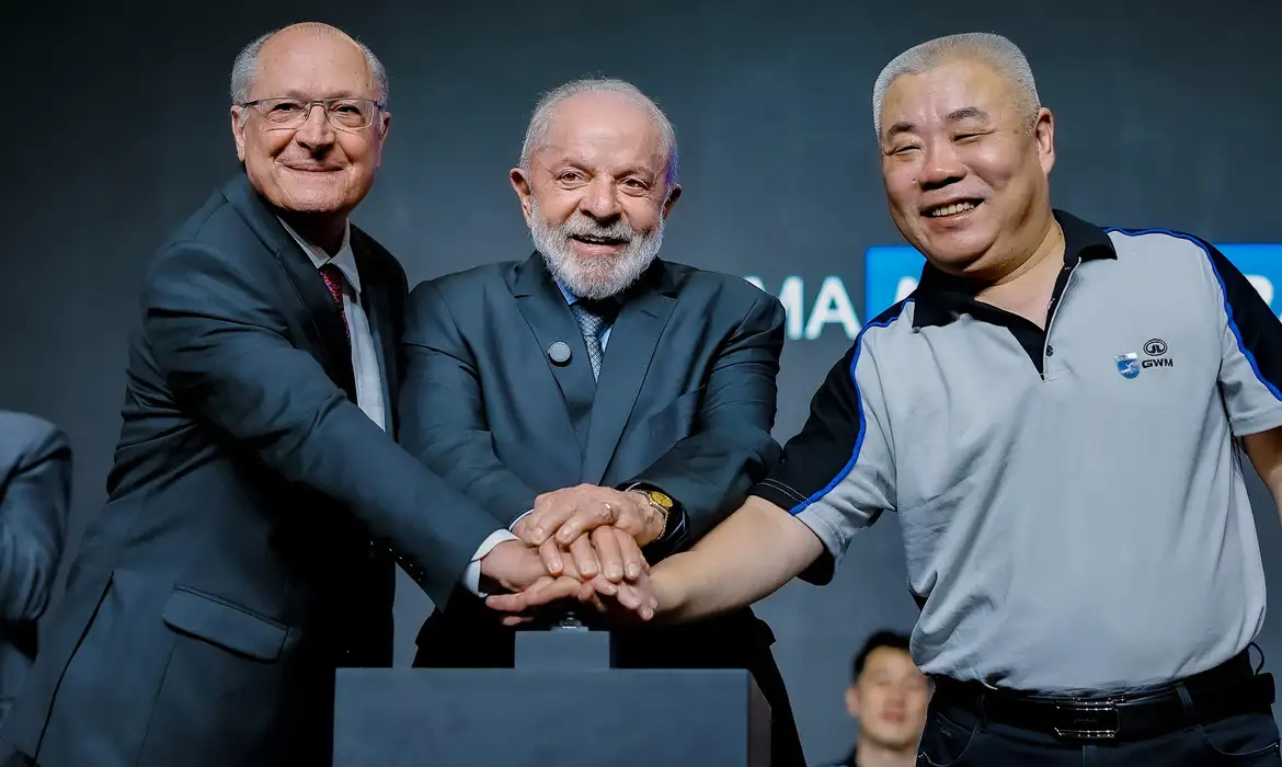 Lula elogia China e critica EUA em inauguração de montadora GWM
