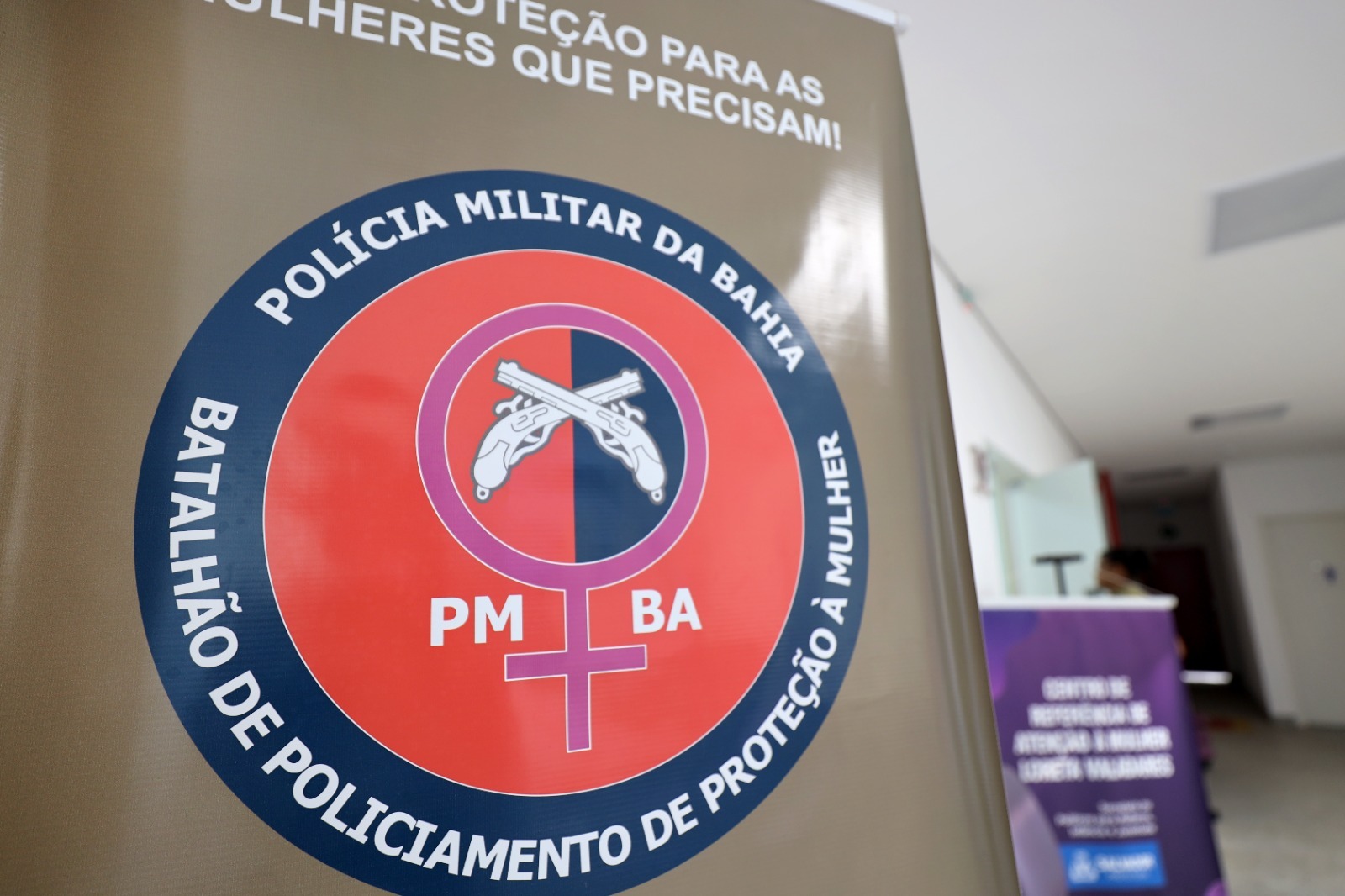 Pedido de pizza ao 190 salva mulher de agressão na Bahia