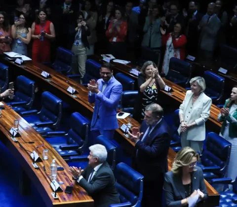 Imagem do post Senado aprova PEC da aposentadoria para agentes de saúde