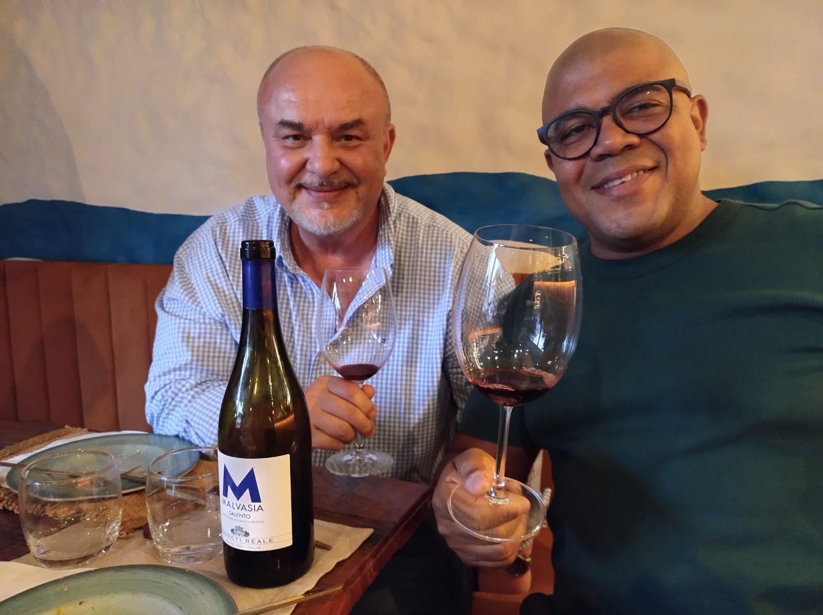 Masterclass da Vinífera Import com vinhos da Puglia encanta Salvador