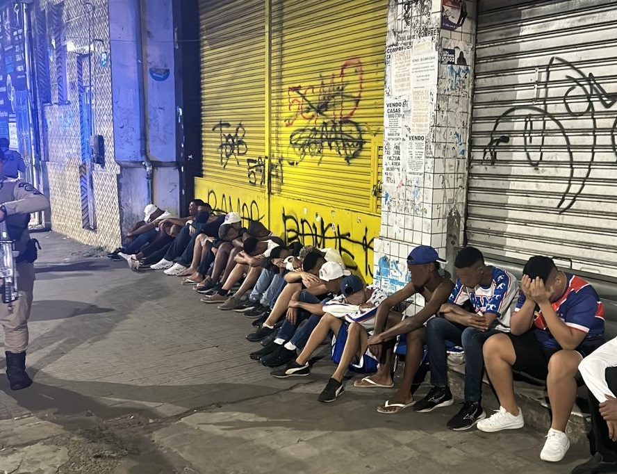 24 presos por vandalismo na Liberdade