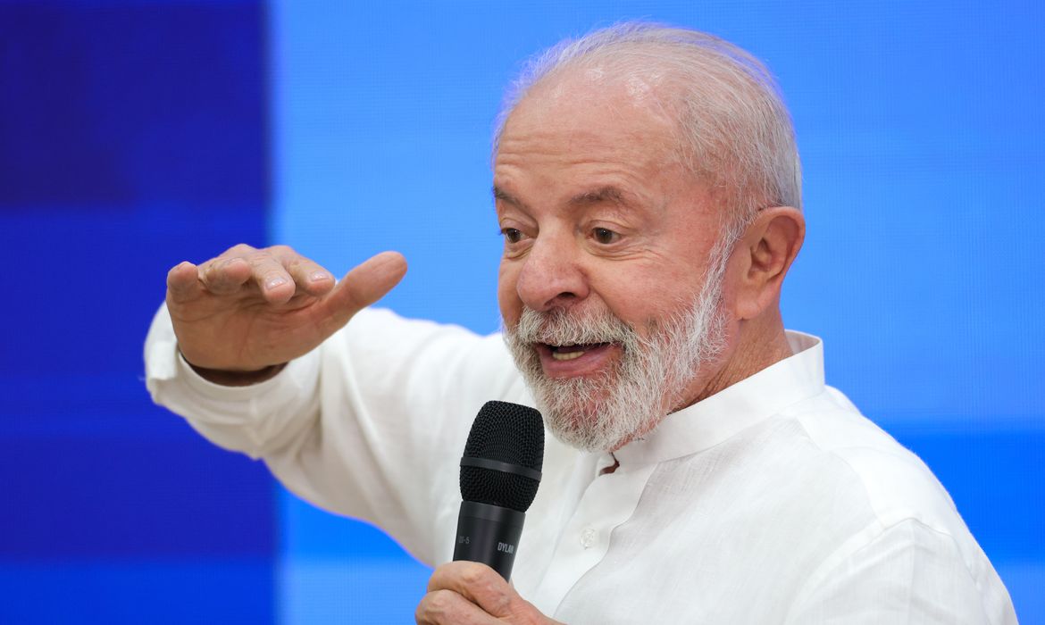 Lula rebate tarifaço dos EUA em artigo no New York Times