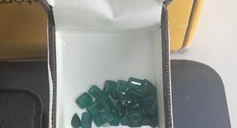 Imagem do post Homem é preso com 25 pedras de esmeralda em Salvador