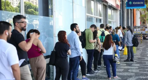 Imagem do post Gabarito preliminar do CNU 2025 já está disponível