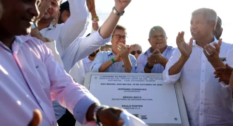 Imagem do post Jerônimo autoriza construção da Maternidade Regional do Vale do Jiquiriçá