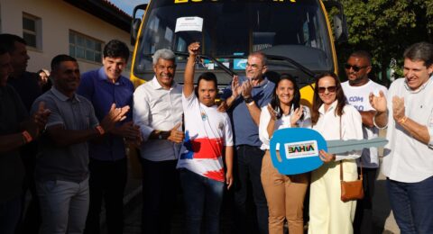 Imagem do post Lafaiete Coutinho recebe colégio reformado, obras de saúde e segurança com R$ 7,1 milhões em investimentos