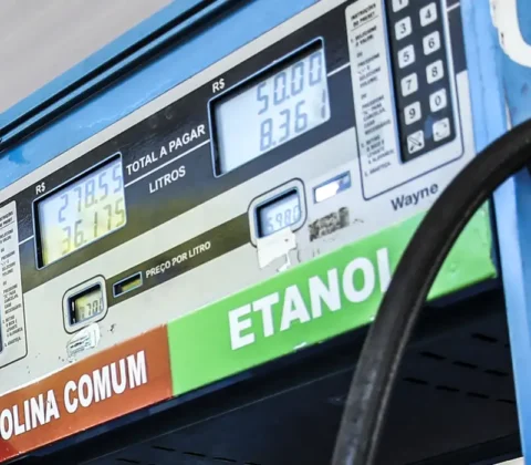 Imagem do post Governo mobiliza Procons para fiscalizar preços dos combustíveis