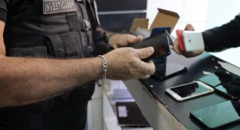 Imagem do post Polícia Civil devolve 428 celulares recuperados na Operação Móbile 360°