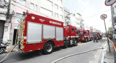 Imagem do post Explosão destrói imóvel e mata uma pessoa