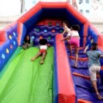 Prefeitura promove baile de Natal para filhos de ambulantes