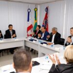 Jerônimo discute estratégias da Polícia Civil em Salvador