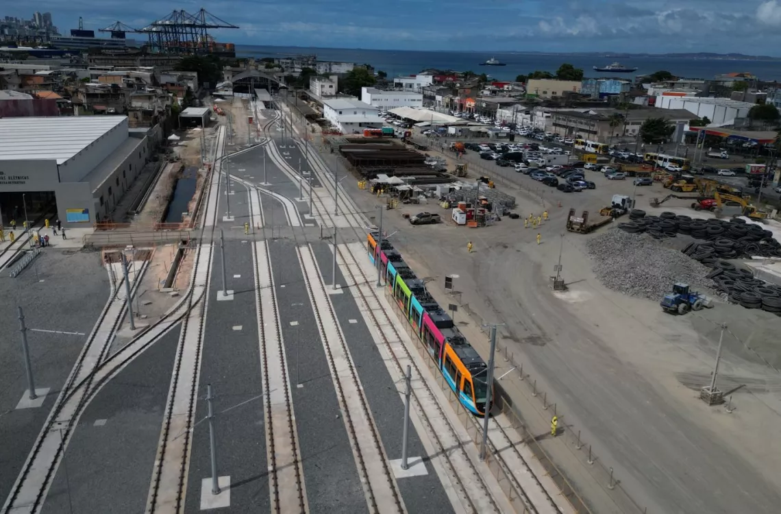 VLT de Salvador realiza primeiro teste de circulação
