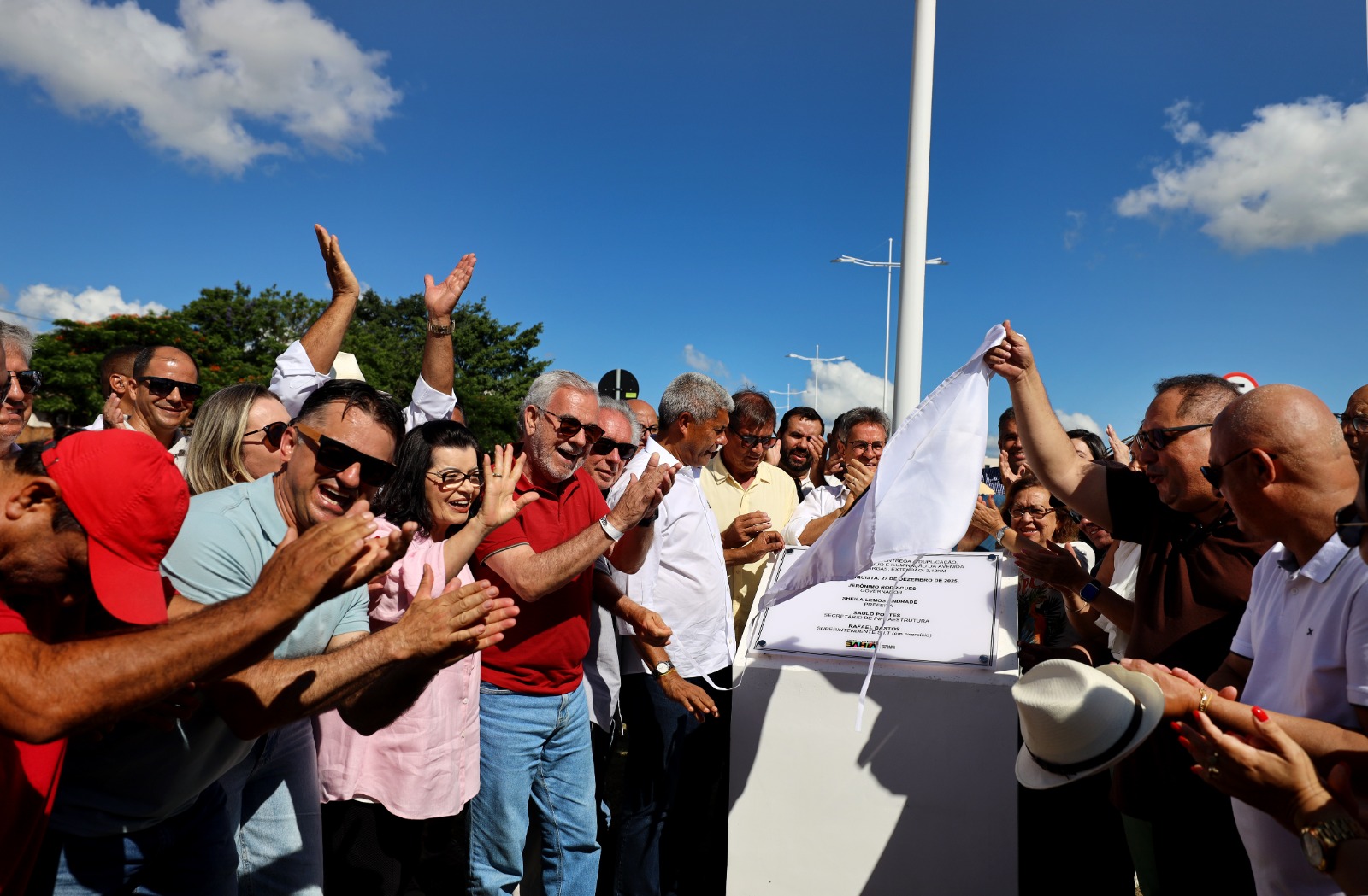 Avenida Presidente Vargas é requalificada em Vitória da Conquista