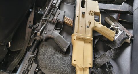 Imagem do post PM apreende submetralhadora e armas no IAPI