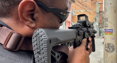 Imagem do post PM prende quatro por porte ilegal de armas em Ilhéus