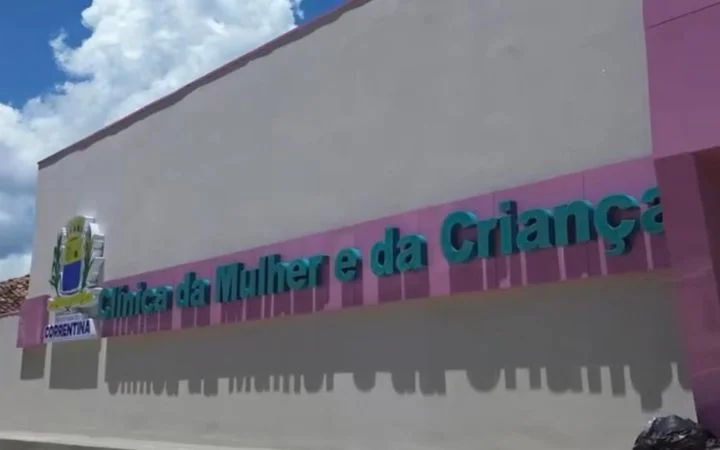 Correntina inaugura Clínica da Mulher e da Criança