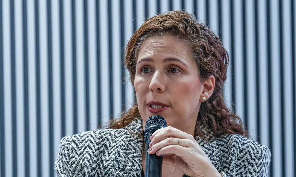 Prova discursiva do CNU 2025 tem 80% de presença