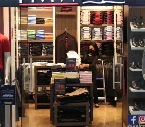 Imagem do post Dia das trocas: saiba seus direitos após o Natal