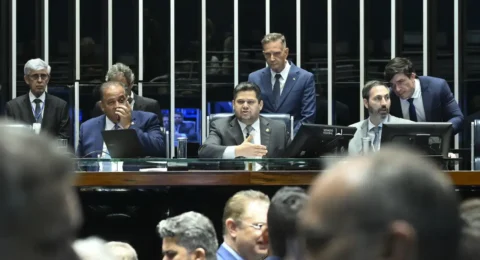 Imagem do post Senado aprova PL da Dosimetria e reduz penas por atos golpistas