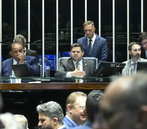 Imagem do post Senado aprova PL da Dosimetria e reduz penas por atos golpistas