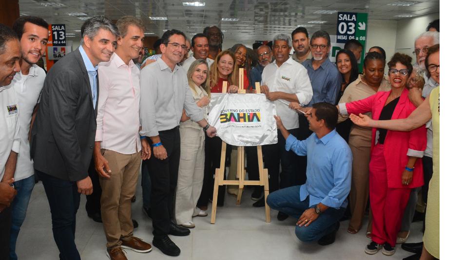 ALBA presta homenagem a Alan Sanches na inauguração da nova rodoviária