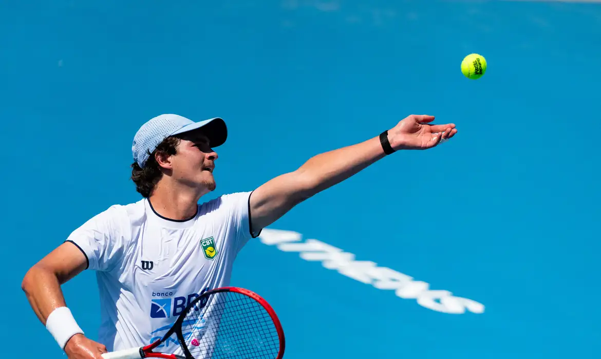 Imagem do post João Fonseca desiste do ATP 250 de Adelaide por dores lombares