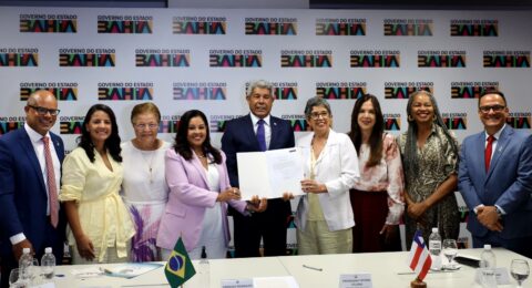 Imagem do post Adriana Marmori toma posse para novo mandato na Uneb