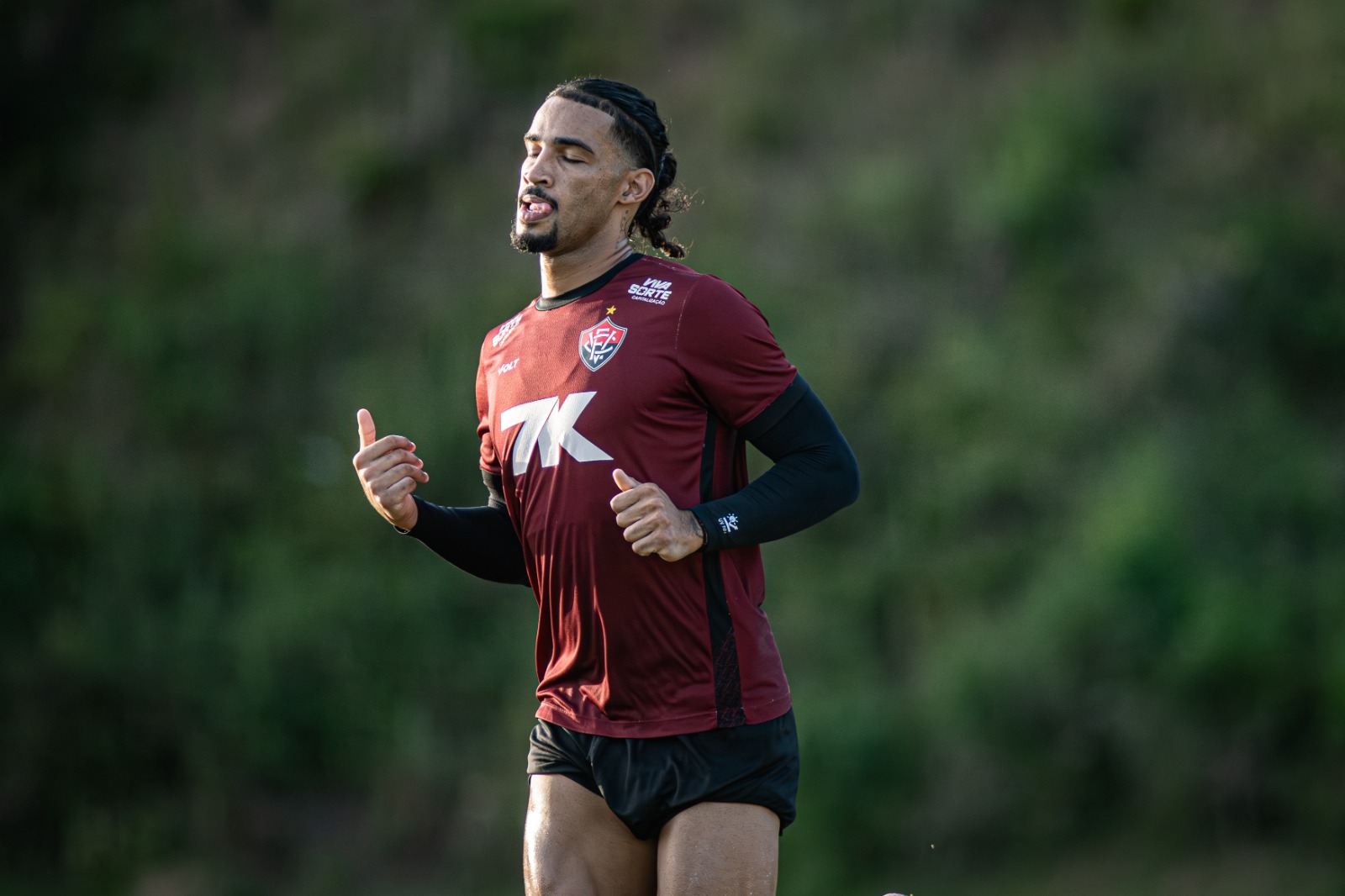 Vitória se reapresenta e inicia treinos no CT nesta segunda