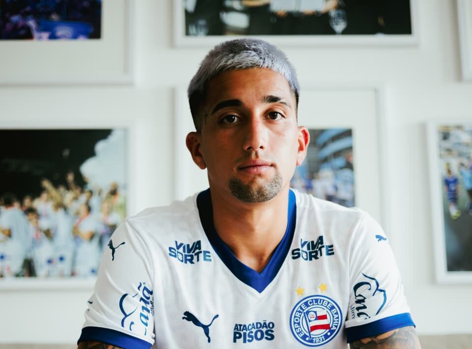 Bahia anuncia atacante Kike Olivera por empréstimo