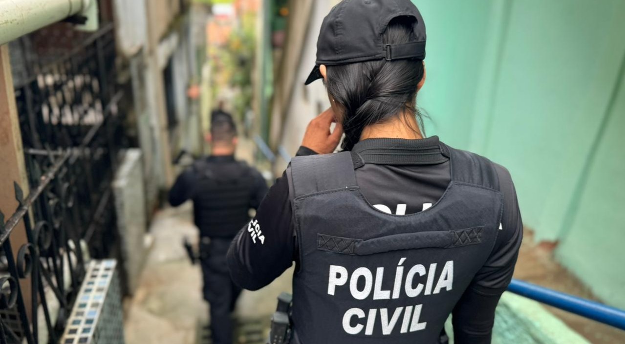 Polícia Civil prende mulher suspeita de golpes contra aposentados
