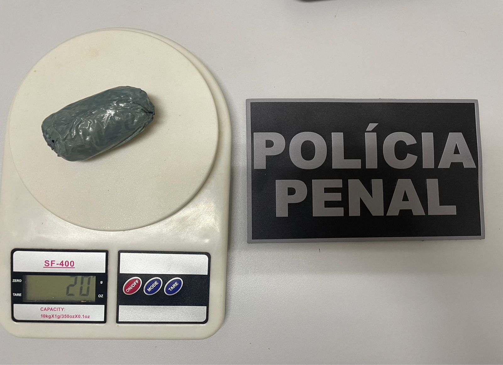 Mulher é detida com drogas ao tentar entrar em Conjunto Penal