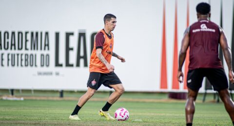 Imagem do post Vitória segue preparação para estreia no Baiano e divulga programação