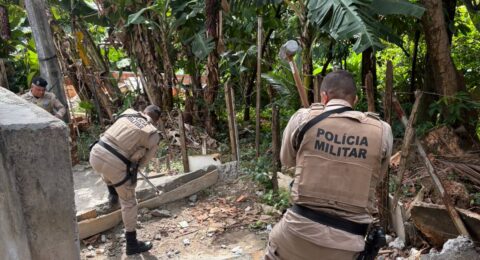 Imagem do post PM remove barricadas e libera via em Pernambués