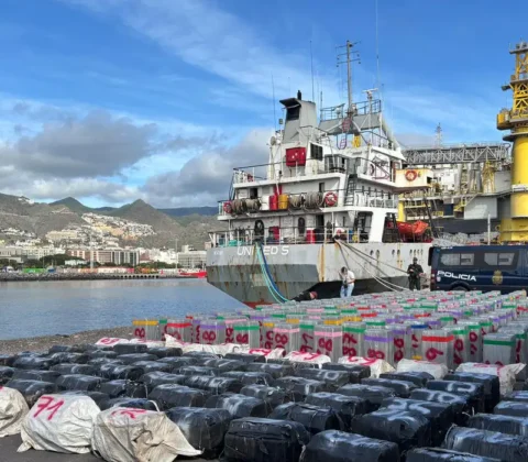 Imagem do post Espanha apreende 10 toneladas de cocaína em navio com escala no Brasil