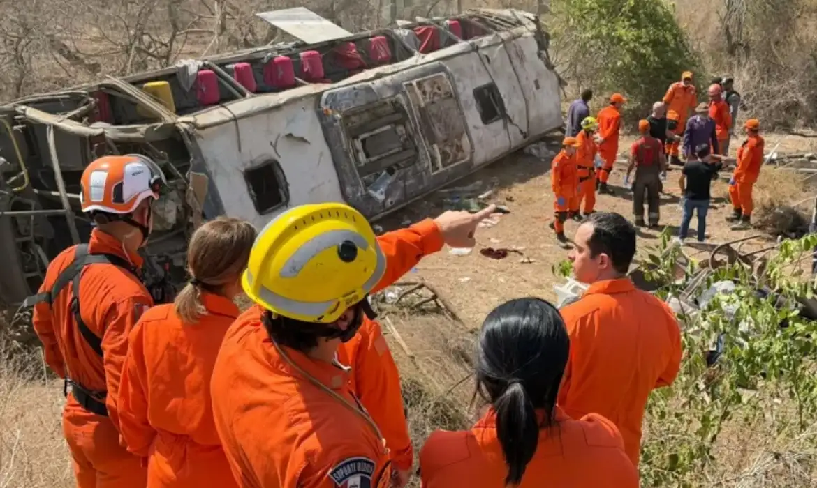 ANTT confirma que ônibus envolvido em tragédia em Alagoas fazia transporte clandestino