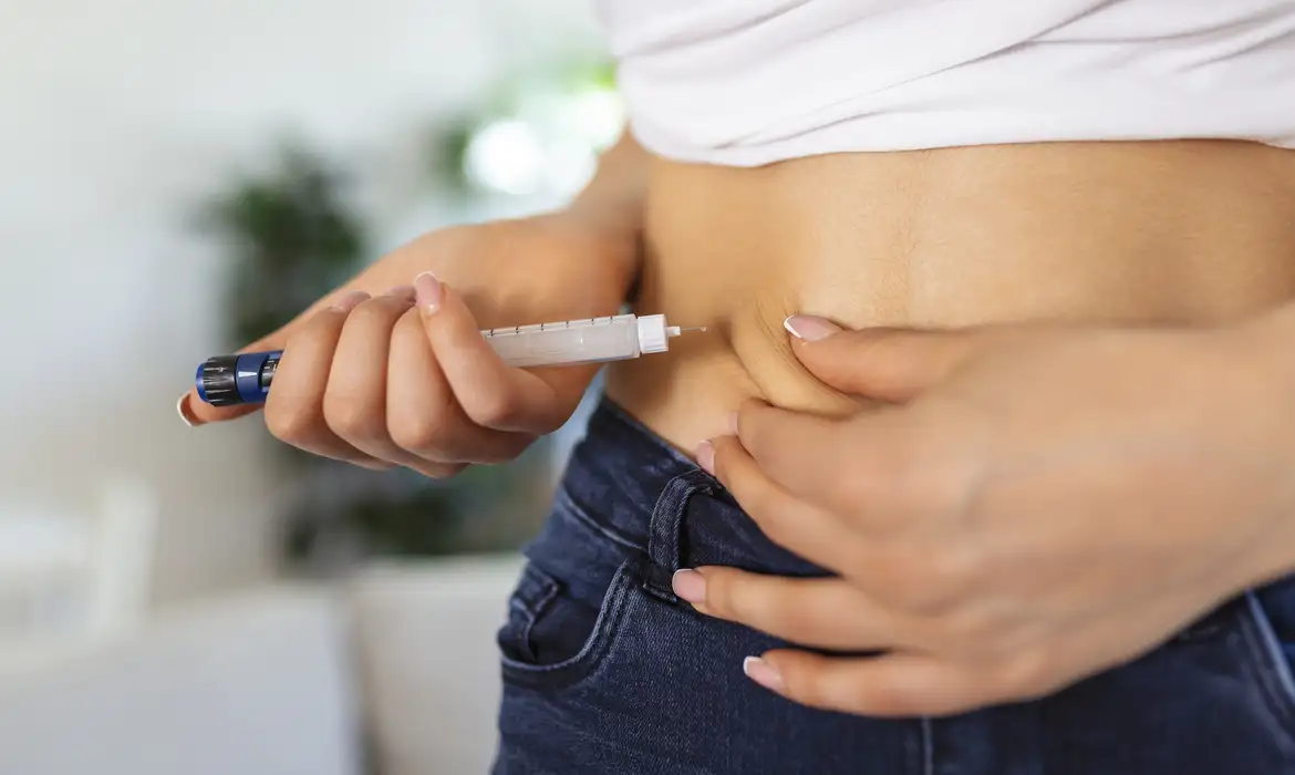 Imagem do post Agência sanitária alerta para efeitos graves de canetas emagrecedoras