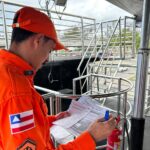 Trios elétricos passam por vistoria de segurança para o Carnaval 2026