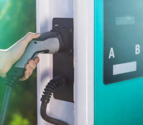 Imagem do post Lei obriga shoppings do estado a instalar recarga para carros elétricos