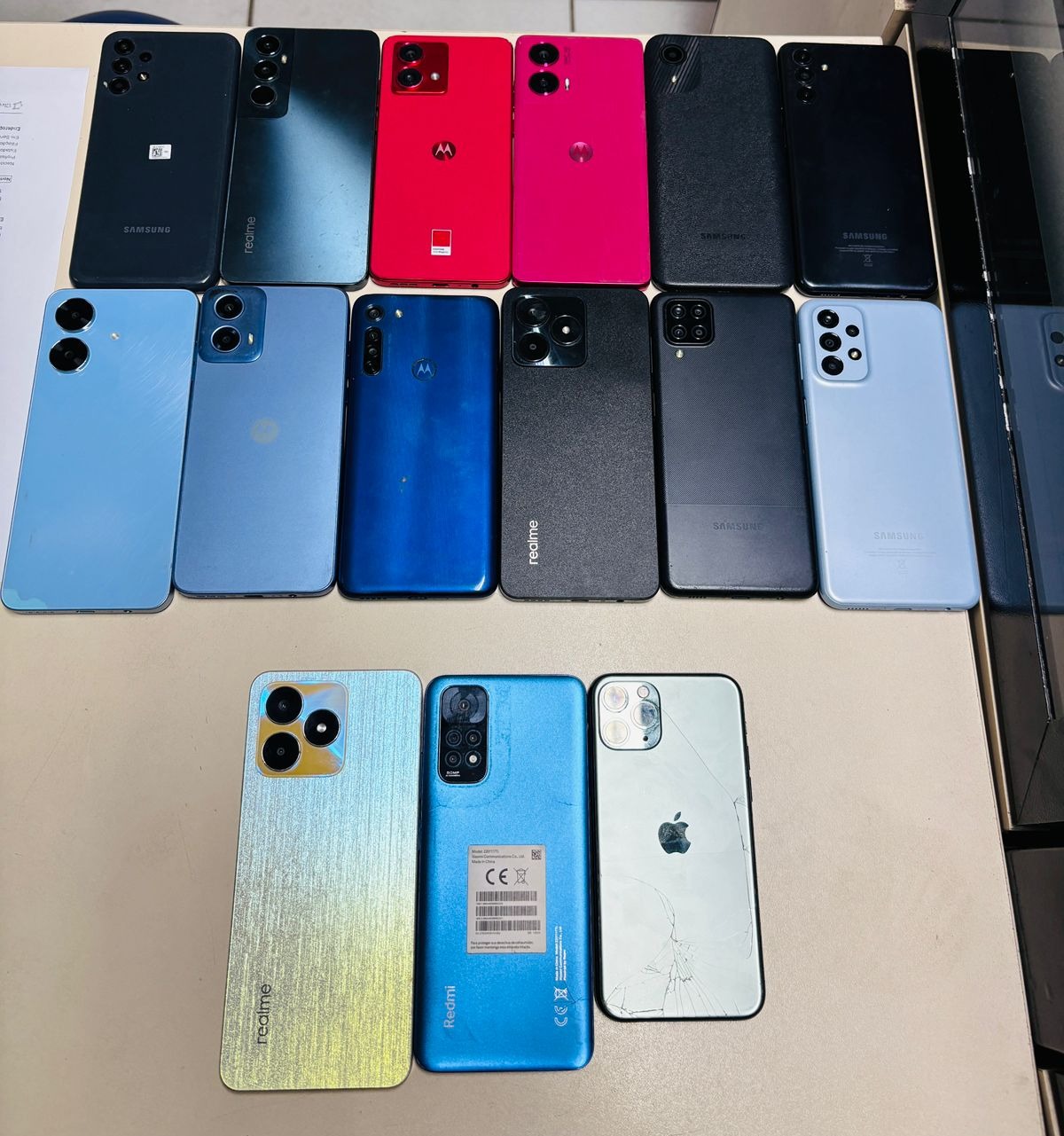 PM recupera 16 celulares roubados em Feira de Santana