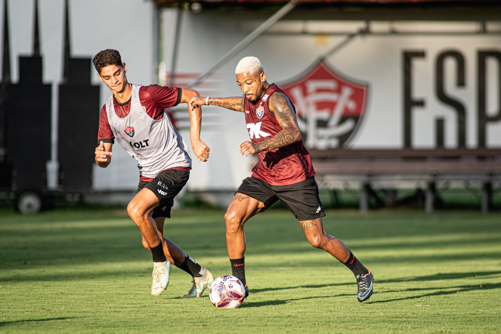 Vitória realiza coletivo e define agenda antes da 9ª rodada