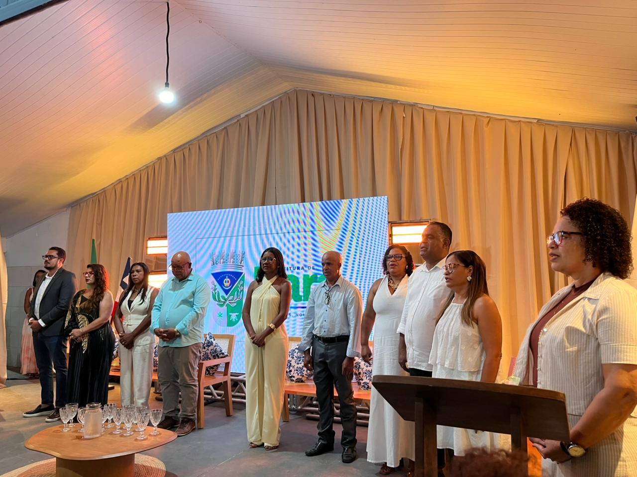 Irará abre ano letivo com anúncios de investimentos na educação