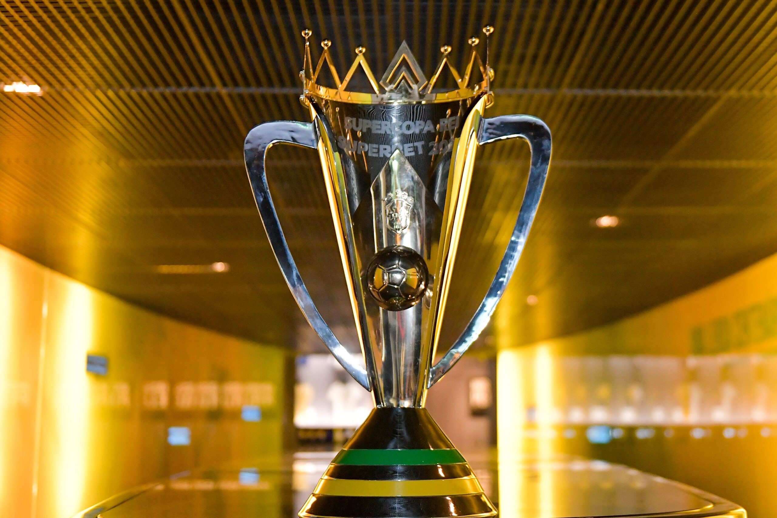 Flamengo e Corinthians decidem a Supercopa Rei 2026 em Brasília