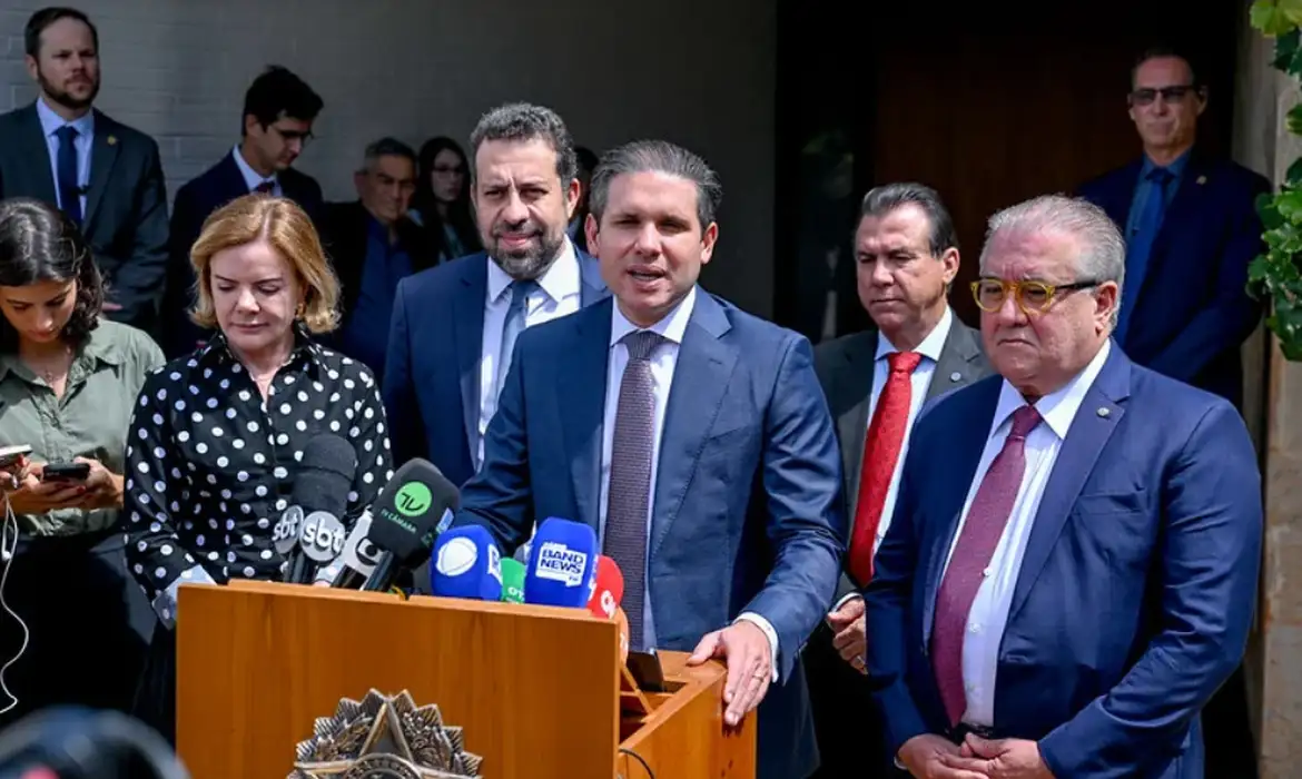 Câmara pode votar regulamentação de motoristas e entregadores por aplicativo até abril