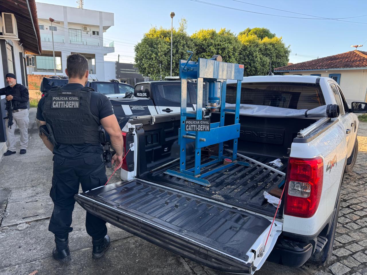 Operação Ágata prende suspeitos em Teixeira de Freitas