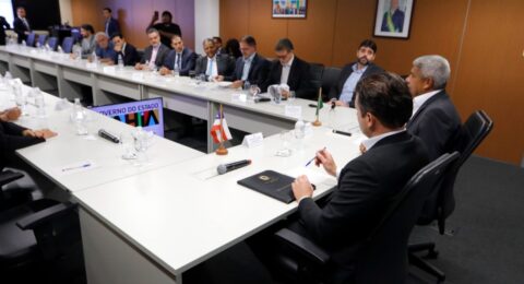 Imagem do post Jerônimo Rodrigues recebe presidente da Câmara em Salvador