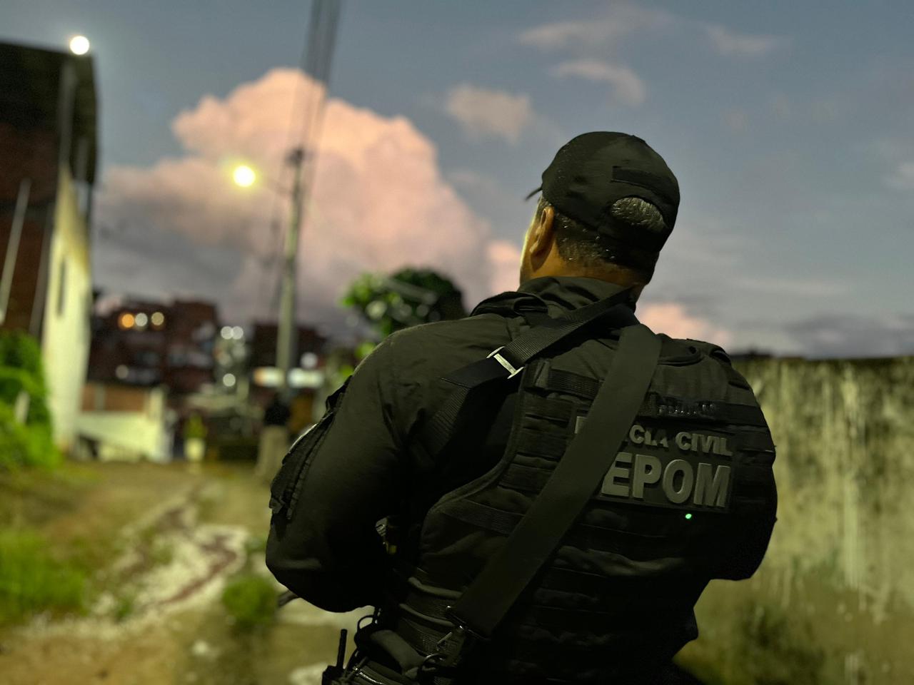 Irmãos são presos por agressão e injúria racial em Salvador