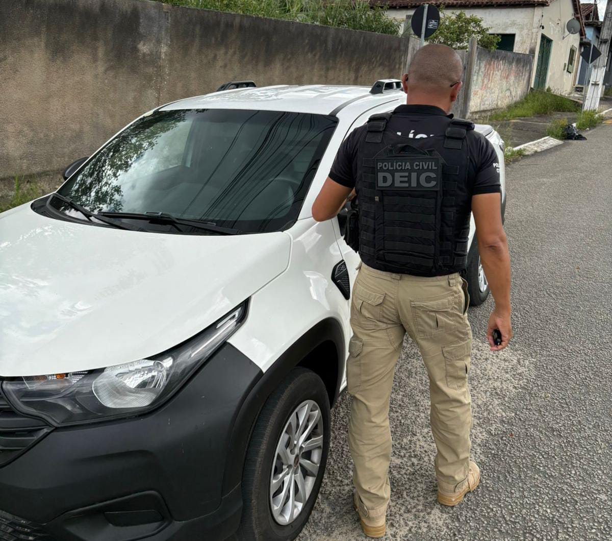 Carro furtado em golpe é recuperado no sul da Bahia