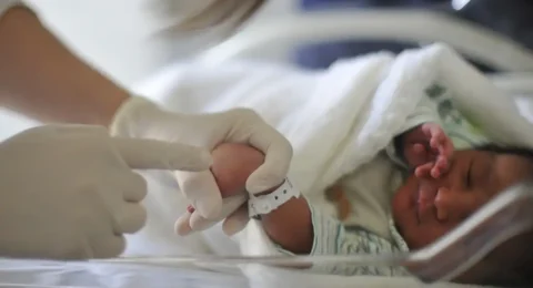 Imagem do post Brasil atinge menor mortalidade infantil em 34 anos, mas alerta preocupa