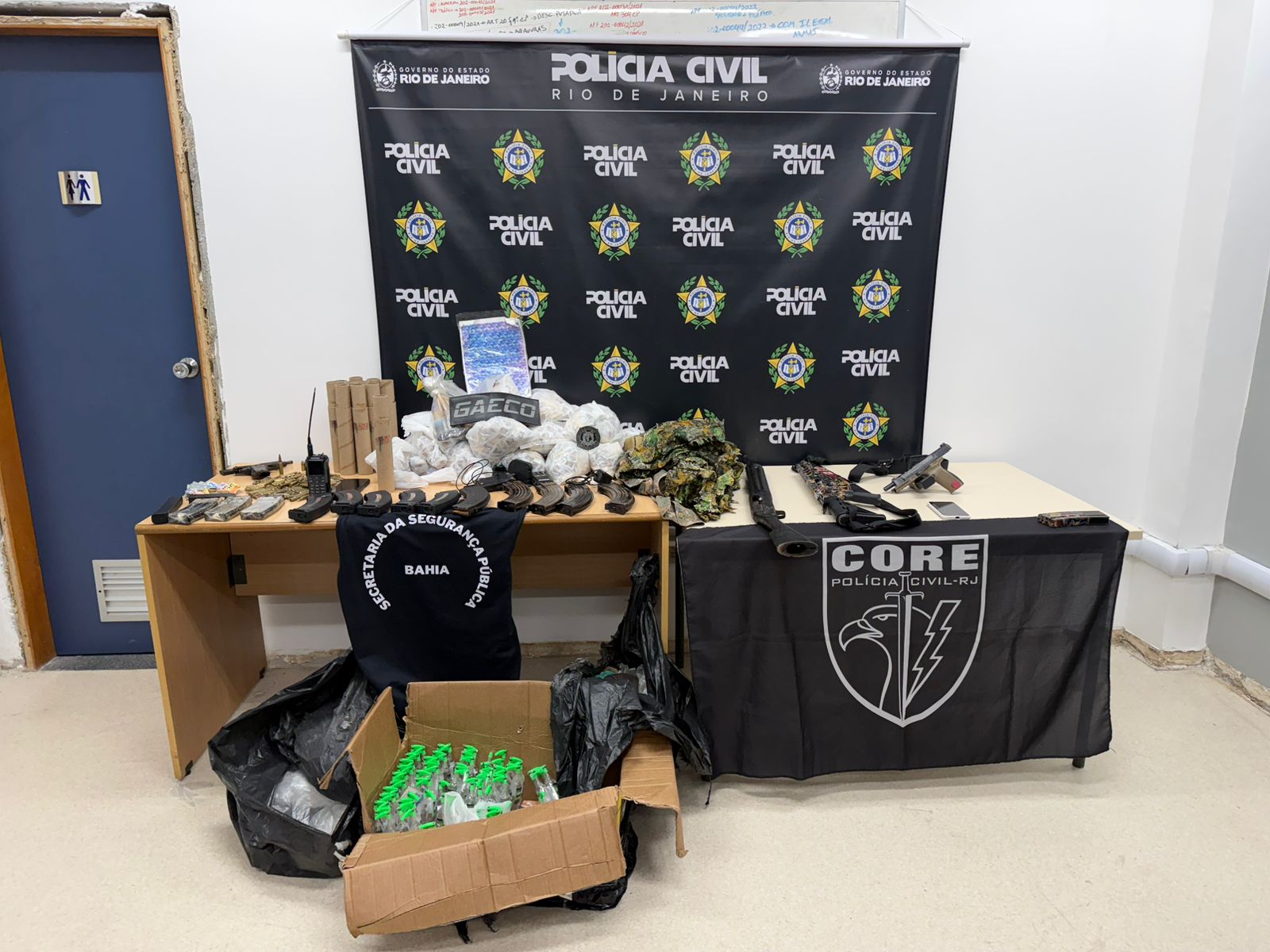 Operação no RJ prende mais três suspeitos